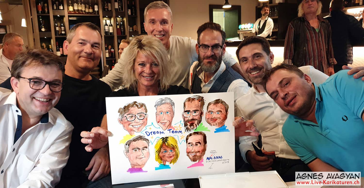 Alleinunterhalter, Unterhaltung, Kunst, Kunsthandwerk, Firmenevent, Geschaeftsessen, Geburtstag, Hochzeit, Firmenevent, Geschenkidee, Hochzeit, Jubilaeum, Kuenstler, Live Karikaturist, Pensionierung, Messeanimation, Portraitbild zeichnen, Showkuenstler, E